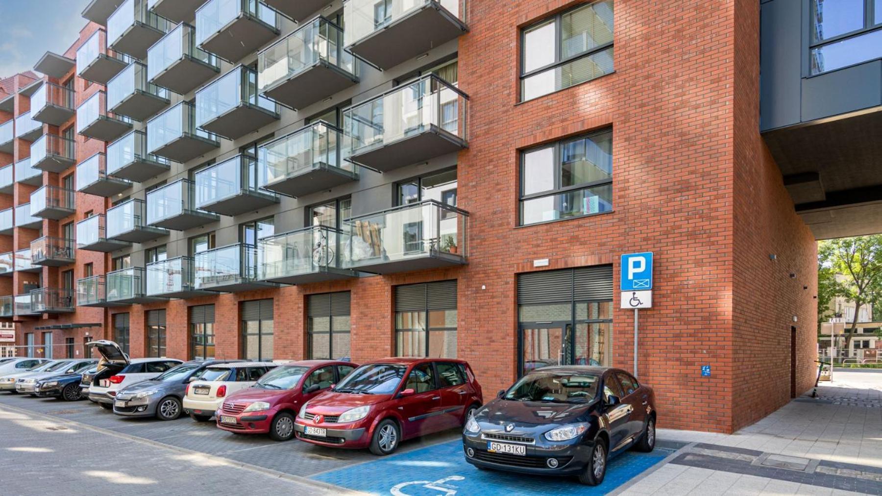 Relax Apartments - Gdansk Central & Parking Экстерьер фото