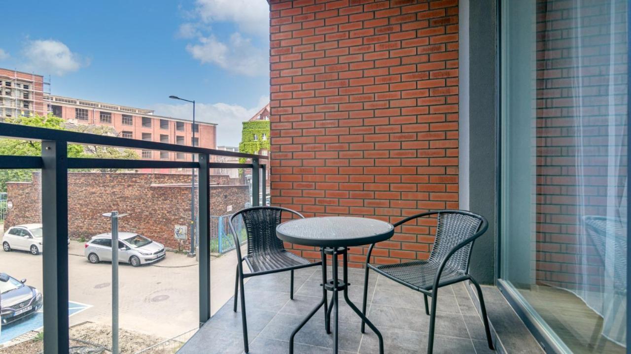 Relax Apartments - Gdansk Central & Parking Экстерьер фото