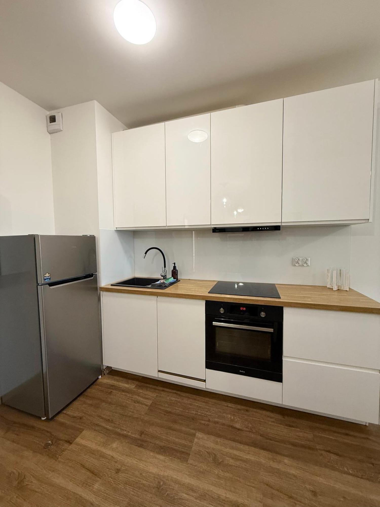 Relax Apartments - Gdansk Central & Parking Экстерьер фото