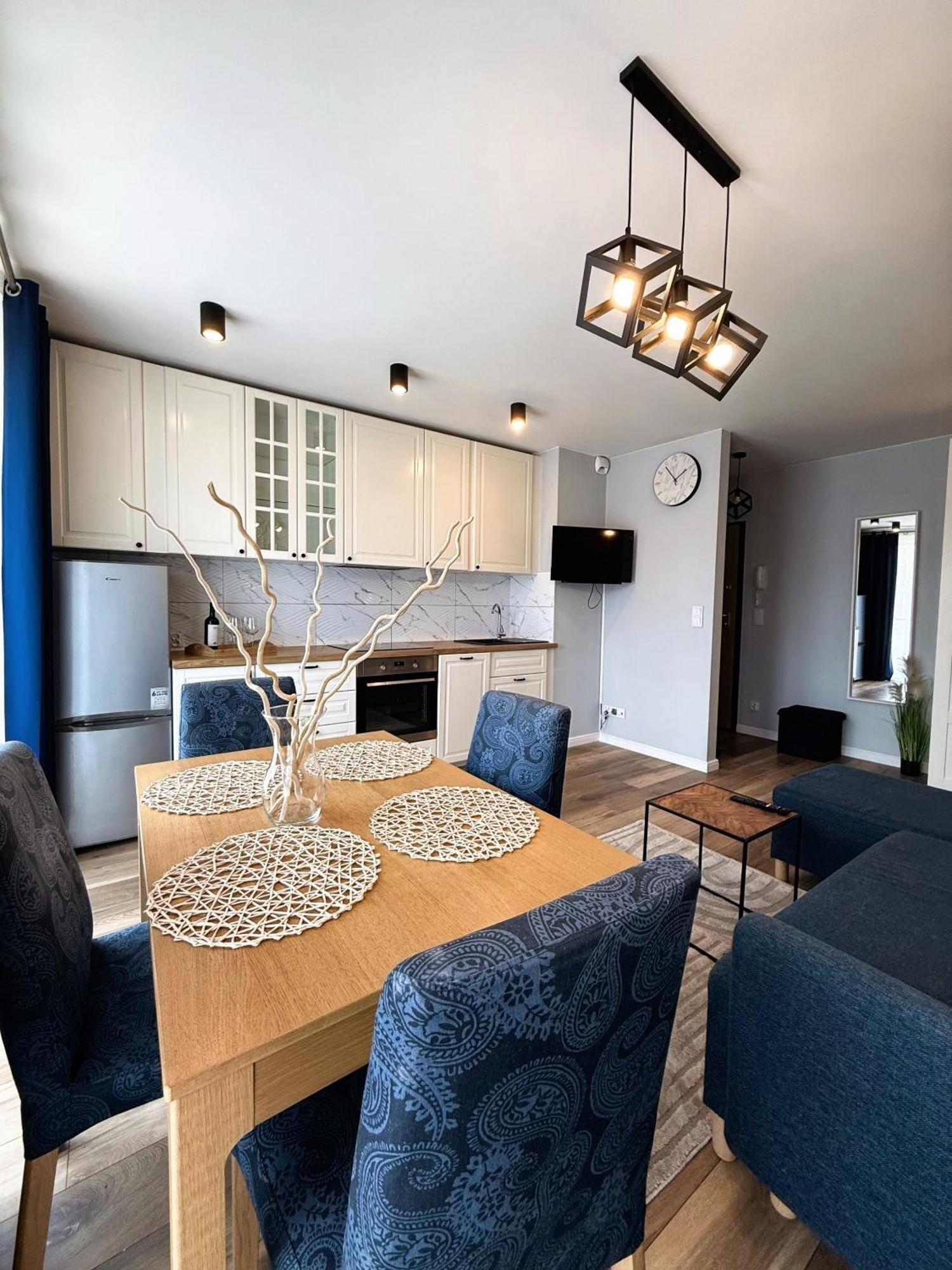 Relax Apartments - Gdansk Central & Parking Экстерьер фото
